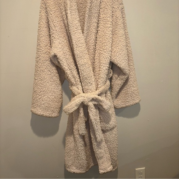 Pottery Barn Teddy Bear Robe Tan Size L Cozy Fleece Robe - Picture 12 of 13